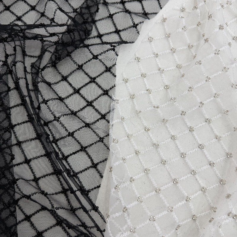 Crystal Mesh Fabric - Tkanina Ripstop z koralikami, haftem i