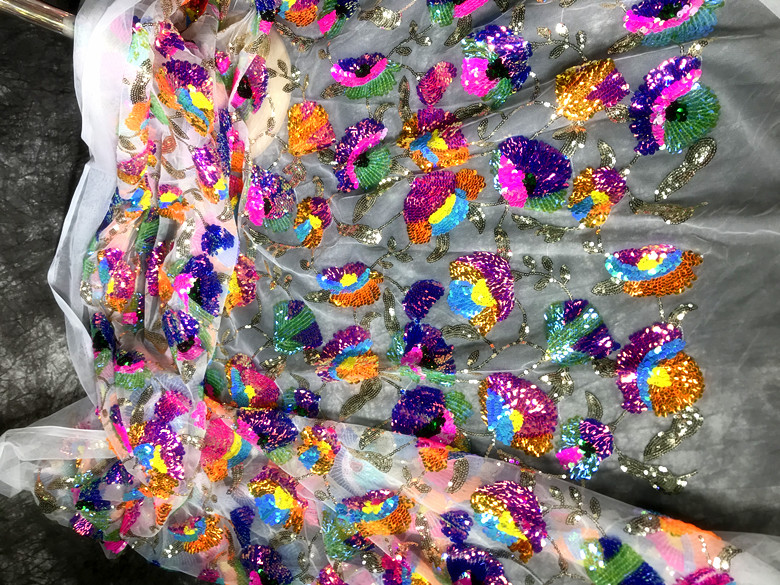 Kolorowe kryształowe cekiny Kw – Crystal Mesh Fabric recenzja i cena