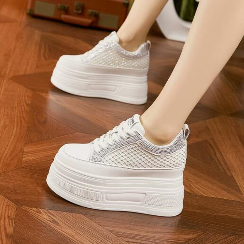 Luksusowe sneakersy na platfor – Crystal Mesh Fabric recenzja i cena